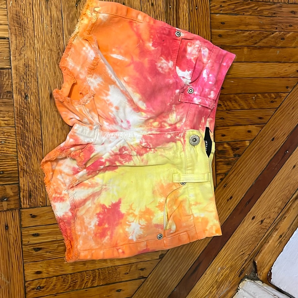 tie dye jean shorts